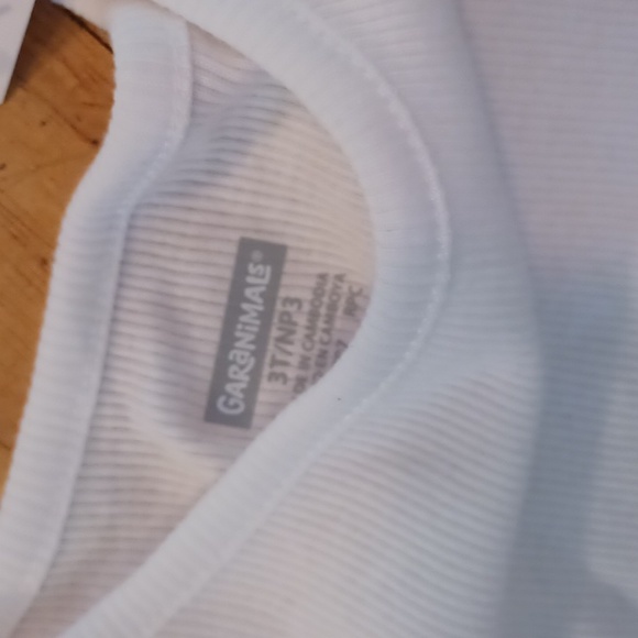 Girls bell bottem lot size 3t pants and tops - Picture 6 of 6